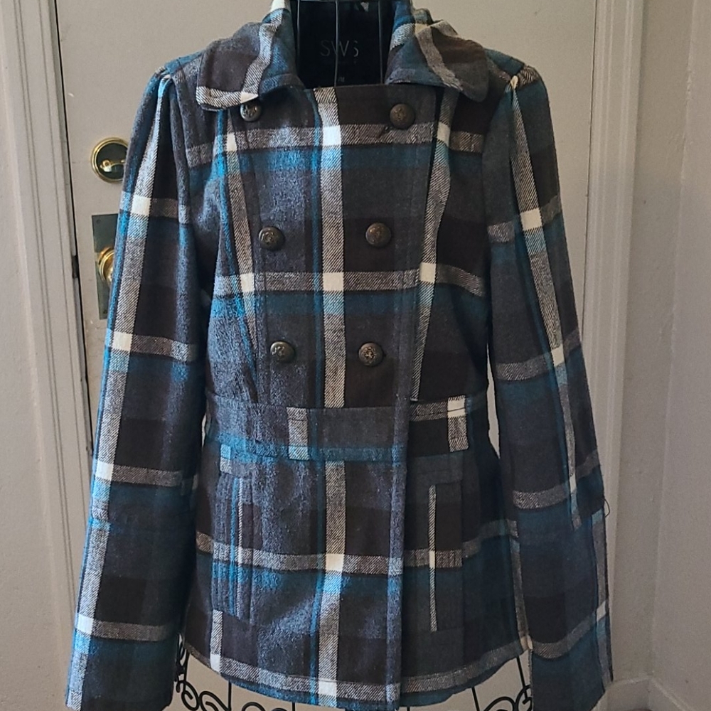 Jacket - Picture 1 of 6